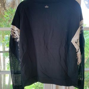 Alo Yoga Verse long sleeve top / pullover